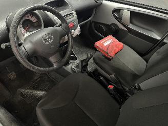 Toyota Aygo Aygo (B10) Hatchback 1.0 12V VVT-i (1KR-FE) [50kW]  (07-2005/05-2014) picture 15