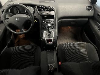 Peugeot 5008 5008 I (0A/0E) MPV 1.6 THP 16V (EP6CDT(5FV)) [115kW]  (09-2009/03-2017=
) picture 11