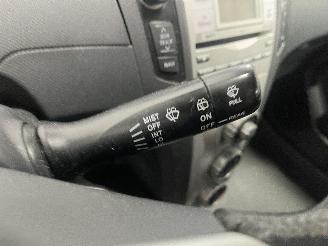 Toyota Yaris Yaris II (P9) Hatchback 1.3 16V VVT-i (2SZFE) [64kW]  (08-2005/11-2010=
) picture 17