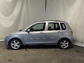 Mazda 2 2 (NB/NC/ND/NE) Hatchback 1.4 16V (FXJA) [58kW]  (04-2003/06-2007) picture 4