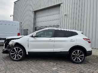 Nissan Qashqai Qashqai (J11) SUV 1.2 DIG-T 16V (HRA2DDT) [85kW]  (11-2013/08-2018) picture 4