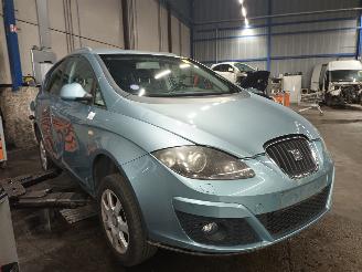Seat Altea Altea XL (5P5) MPV 1.8 TFSI 16V (CDAA) [118kW]  (01-2007/07-2015) picture 2