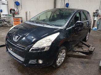 Dezmembrări autoturisme Peugeot 5008 5008 I (0A/0E) MPV 1.6 VTI 16V (EP6C(5FS)) [88kW]  (09-2009/03-2017) 2011/10