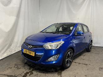 Voiture accidenté Hyundai I-20 i20 Hatchback 1.2i 16V (G4LA) [63kW]  (03-2012/12-2015) 2012/9