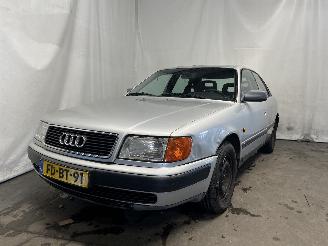 damaged passenger cars Audi 100 100 (C4) Sedan 2.3 E 5E (AAR) [98kW]  (12-1990/07-1994) 1992/5