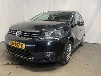Voiture accidenté Volkswagen Touran Touran (1T3) MPV 1.6 TDI 16V (CAYC(Euro 5)) [77kW]  (05-2010/05-2015) 2014/4