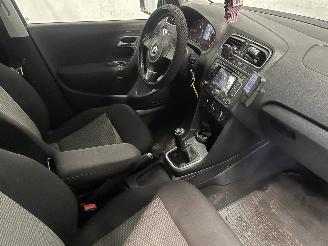 Volkswagen Polo Polo V (6R) Hatchback 1.2 TDI 12V BlueMotion (CFWA(Euro 5)) [55kW]  (1=
0-2009/05-2014) picture 11
