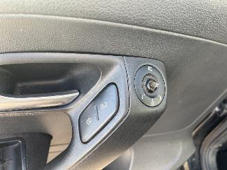 Volkswagen Polo Polo V (6R) Hatchback 1.2 TDI 12V BlueMotion (CFWA(Euro 5)) [55kW]  (1=
0-2009/05-2014) picture 15