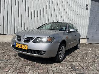Voiture accidenté Nissan Almera Almera (N16) Hatchback 1.8 16V (QG18DE) [85kW]  (10-2002/11-2006) 2005/7