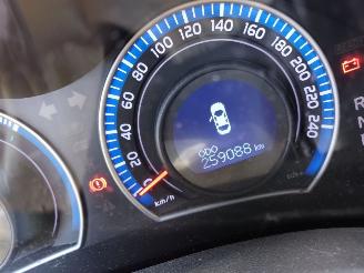 Toyota Auris Auris (E15) Hatchback 1.8 16V HSD Full Hybrid (2ZRFXE) [100kW]  (09-20=
10/09-2012) picture 2