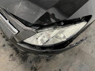 Toyota Auris Auris (E15) Hatchback 1.8 16V HSD Full Hybrid (2ZRFXE) [100kW]  (09-20=
10/09-2012) picture 23