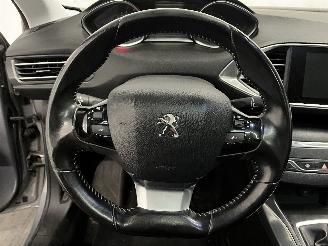 Peugeot 308 308 (L3/L8/LB/LH/LP) Hatchback 5-drs 2.0 BlueHDi 150 16V (DW10FD(AHR))=
 [110kW]  (11-2013/12-2021) picture 19