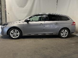 Peugeot 308 308 (L3/L8/LB/LH/LP) Hatchback 5-drs 2.0 BlueHDi 150 16V (DW10FD(AHR))=
 [110kW]  (11-2013/12-2021) picture 4