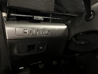Hyundai Kona Kona (SX2) SUV 1.0 T-GDI 12V Hybrid 48V (G3LF) [74kW]  (04-2023/...) picture 27