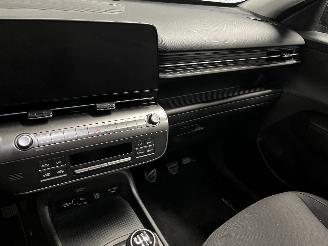 Hyundai Kona Kona (SX2) SUV 1.0 T-GDI 12V Hybrid 48V (G3LF) [74kW]  (04-2023/...) picture 25
