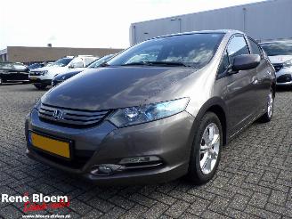 damaged passenger cars Honda Insight 1.3 Comfort Hybrid Aut 2012/1