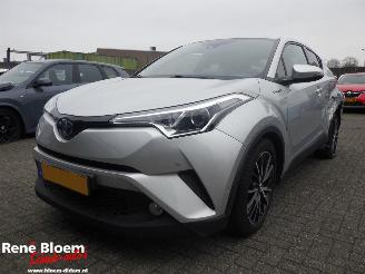 Damaged car Toyota C-HR 1.8 Hybrid Style Automaat 2019/3