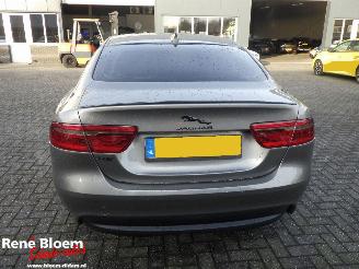 Jaguar XE 2.0D Prestige Aut 163pk picture 3