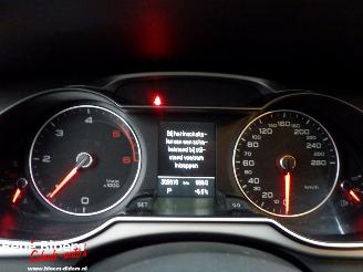 Audi A4 Avant 2.0 TDI Pro-Line 177pk Aut picture 13