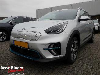 skadebil auto Kia e-Niro Executiveline 64kwh 204pk 2020/11