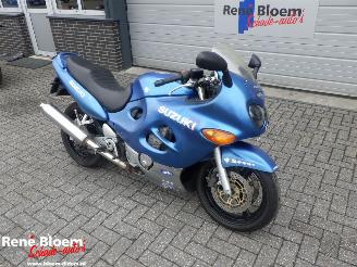 Suzuki GSX 750  picture 3