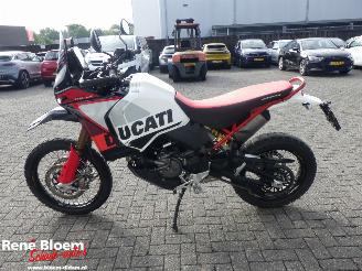 Ducati  Desert X Rally picture 2