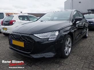 skadebil auto Audi A3 LIMOUSINE 35TFSI 150pk Advanced Edition Aut 2024/12