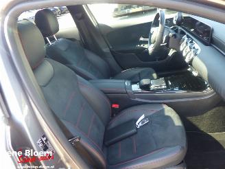 Mercedes A-klasse 180 Premium Plus picture 11