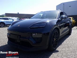 Vaurioauto  passenger cars Porsche Macan 4 100kwh Geen Accu!! 2025/7