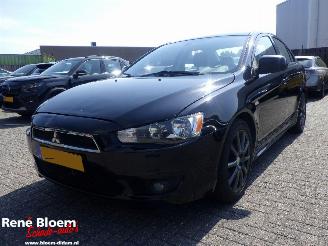 Coche accidentado Mitsubishi Lancer Sports Sedan 1.6 Edition two 117pk 2012/1