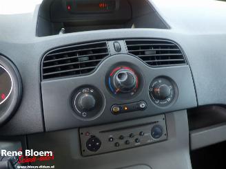 Renault Kangoo Express 1.5 dCi 105 Super Confort picture 14