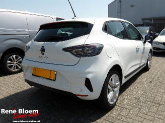 Damaged car Renault Clio 1.0 Tce 90 GPF evolution 2024/2
