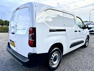 Citroën Berlingo Gereserveerd 1.5 BlueHDI 99pk Club XL extra lang - 82dkm nap - navi - airco - cruise - apple carplay - 1e eig - lichtsensor picture 5