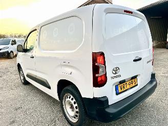 Toyota Proace City 1.5 D-4D 131pk 8-Traps aut + f1 Live - nap - camera - apple carplay + android - airco - cruise - pdc v+a picture 6