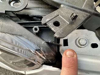 Toyota Proace City 1.5 D-4D 131pk 8-Traps aut + f1 Live - nap - camera - apple carplay + android - airco - cruise - pdc v+a picture 13