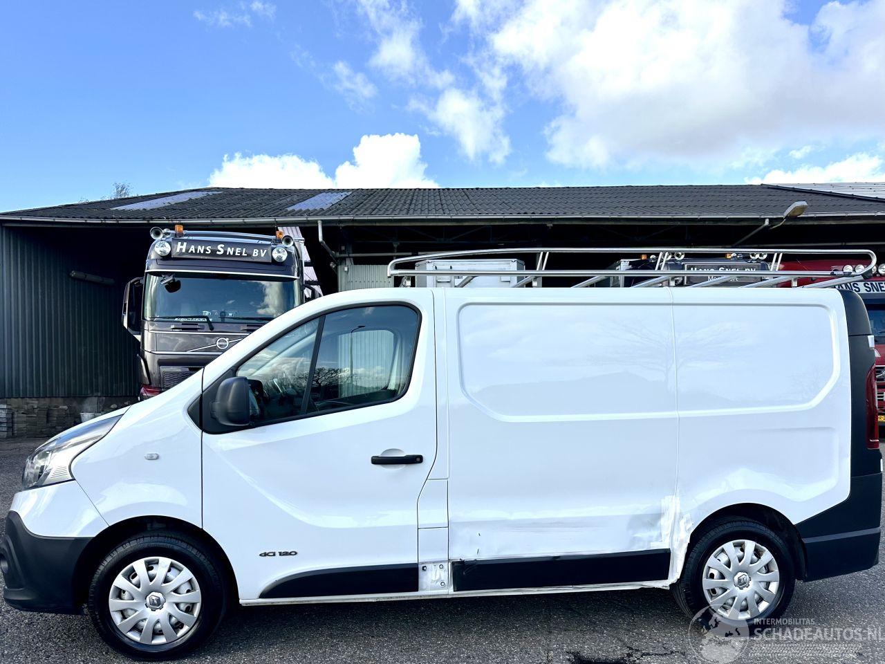 Renault Trafic 1.6 dCi 120pk 6-bak euro.6 T27 L1/H1 Comf - nap - 3pers - navi - airco - cruise - pdc - trekh - imperiaal