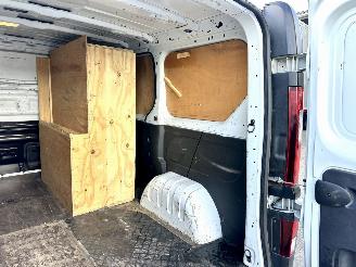 Renault Trafic 1.6 dCi 120pk 6-bak euro.6 T27 L1/H1 Comf - nap - 3pers - navi - airco - cruise - pdc - trekh - imperiaal picture 43