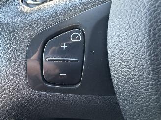 Renault Trafic 1.6 dCi 120pk 6-bak euro.6 T27 L1/H1 Comf - nap - 3pers - navi - airco - cruise - pdc - trekh - imperiaal picture 21