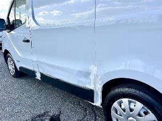 Renault Trafic 1.6 dCi 120pk 6-bak euro.6 T27 L1/H1 Comf - nap - 3pers - navi - airco - cruise - pdc - trekh - imperiaal picture 49