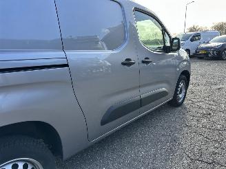 Peugeot Partner 1.5 BlueHDI 131pk 8-Traps aut + f1 Grip Long 3Pers - nap - camera - airco - carplay - 82dkm nieuw distr.riem - pdc v+a picture 84