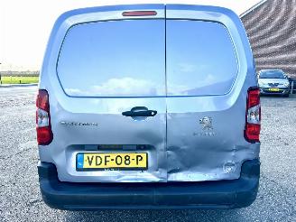 Peugeot Partner 1.5 BlueHDI 131pk 8-Traps aut + f1 Grip Long 3Pers - nap - camera - airco - carplay - 82dkm nieuw distr.riem - pdc v+a picture 6