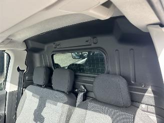 Peugeot Partner 1.5 BlueHDI 131pk 8-Traps aut + f1 Grip Long 3Pers - nap - camera - airco - carplay - 82dkm nieuw distr.riem - pdc v+a picture 53