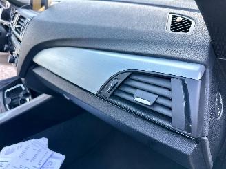 BMW 1-serie 120i 177pk 8-traps aut M-Sport - schuifdak - navi - pdc - keyless - alcantara - zwarte hemel - stoelverw picture 55