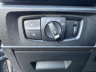 BMW 1-serie 120i 177pk 8-traps aut M-Sport - schuifdak - navi - pdc - keyless - alcantara - zwarte hemel - stoelverw picture 43