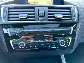 BMW 1-serie 120i 177pk 8-traps aut M-Sport - schuifdak - navi - pdc - keyless - alcantara - zwarte hemel - stoelverw picture 40