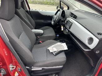 Toyota Yaris 1.5 Full Hybrid 89pk automaat Aspiration - nap - camera - clima + cruise contr - pdc - afn trek - boekjes + sleutels picture 63