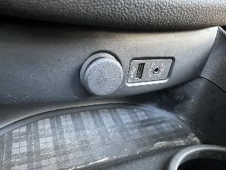 Mini Clubman Cooper 1.5T 136pk 6-traps aut - pano - nap - 1e eig - keyless entry + start - line assist - clima + cruise contr picture 35