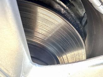 Mini Clubman Cooper 1.5T 136pk 6-traps aut - pano - nap - 1e eig - keyless entry + start - line assist - clima + cruise contr picture 84