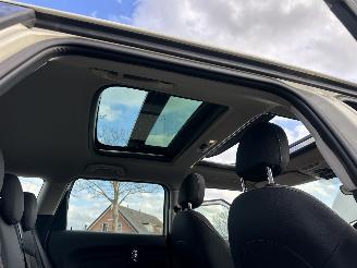 Mini Clubman Cooper 1.5T 136pk 6-traps aut - pano - nap - 1e eig - keyless entry + start - line assist - clima + cruise contr picture 59