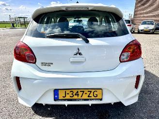 Mitsubishi Space-star 1.0i 71pk Cool+ 5drs - nap - airco - elektr pakket - licht + regensensor - facelift - 4x nieuwe banden picture 6